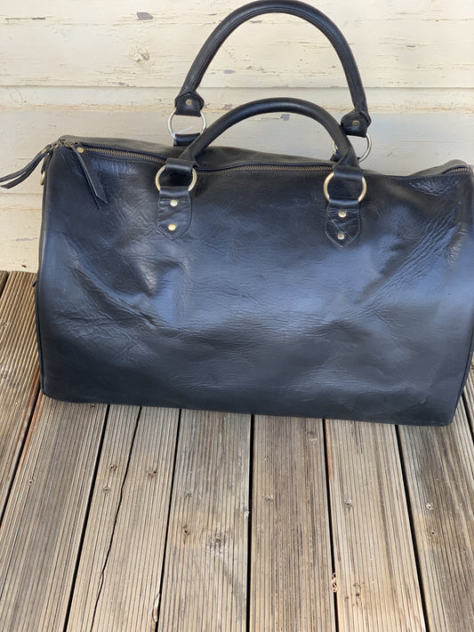 Leather - Travel Bag (Black)